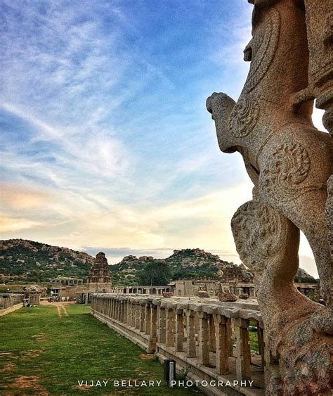25 Pics Of The Magnificent Ancient City Of Hampi .